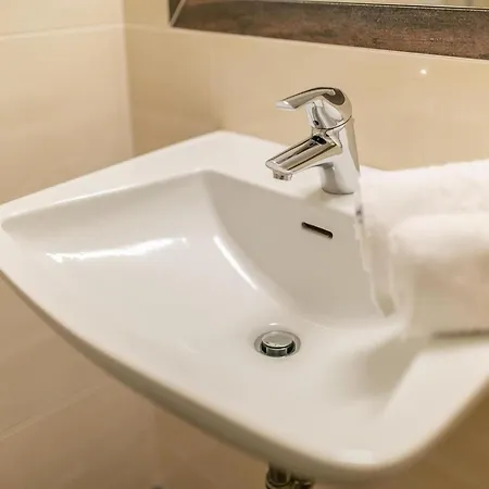 In Near Spieljochbahn * فغن